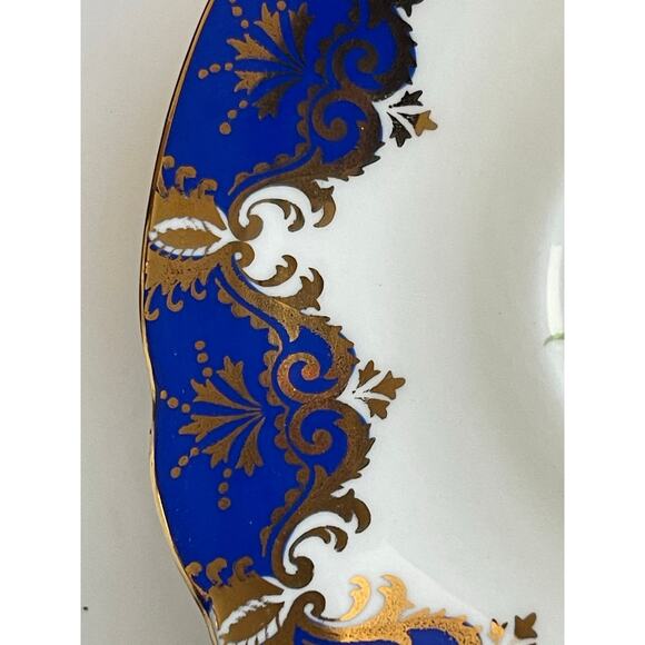 Vintage Paragon Tea Cup and Saucer By Appointment The Majesty - Picture 8 of 10